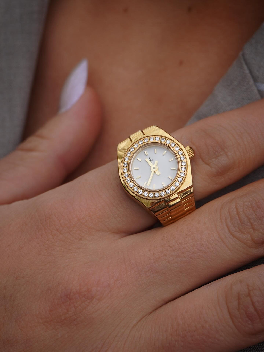 MV Watch Ring